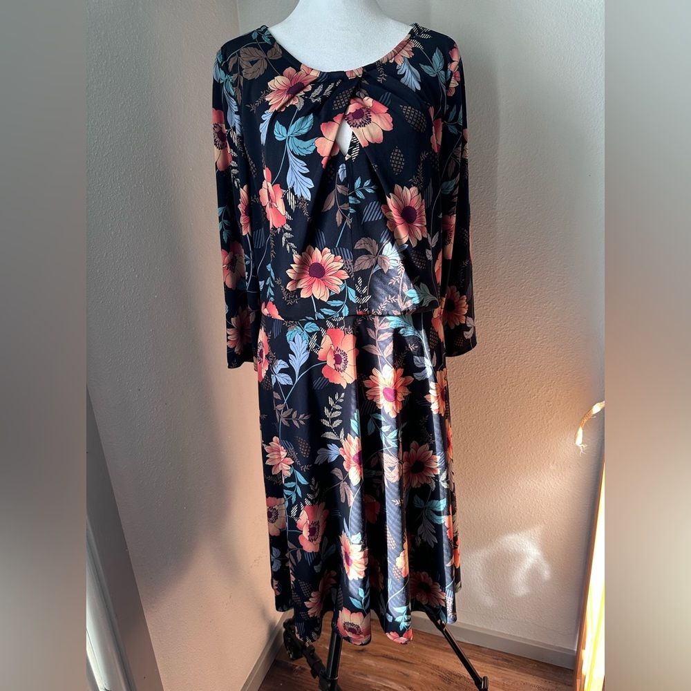 Floral Long Sleeve Dress - Black and Pink